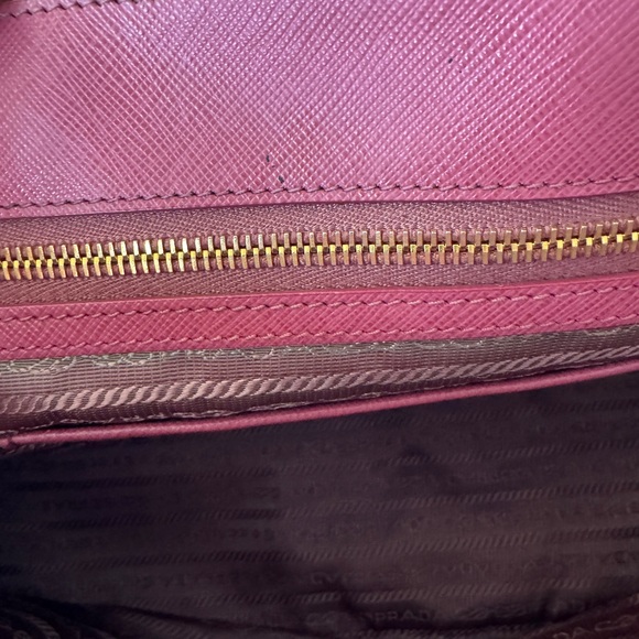 Prada Galleria Saffiano Tote, Peonia - Picture 7 of 17